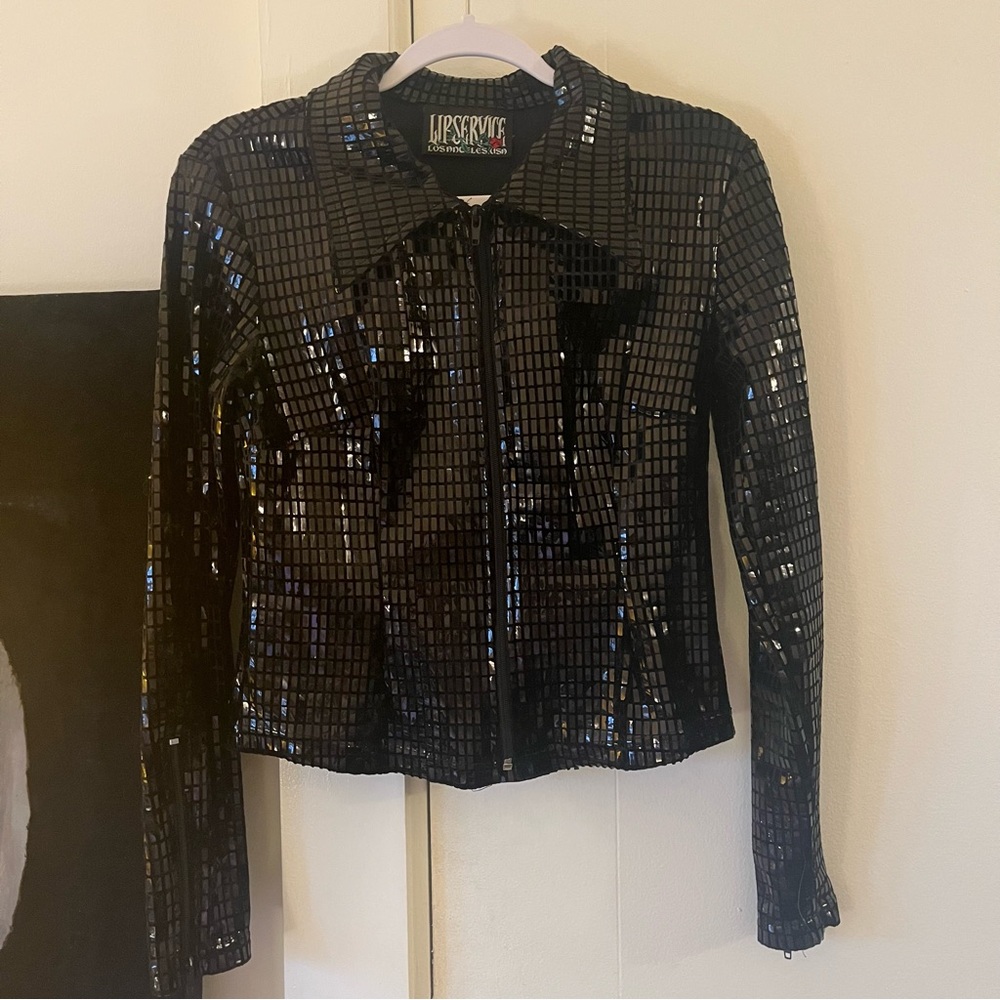 Y2K black shiny zip front top size small